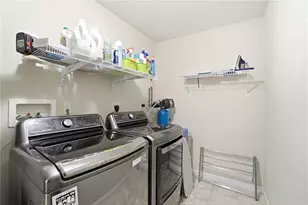 4264 Hunting Hawk Dr, Turtlecreek Twp, OH 45036 - Photo 27