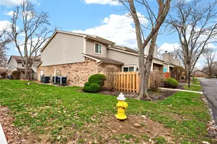 450 Jamestown Cir, Washington Twp, OH 45458 - Photo 33