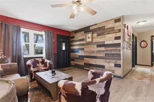 1031 Meadowrun Rd, Englewood, OH 45322 - Photo 7