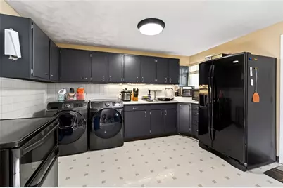 4515 Harbison Street, West Carrollton, OH 45439 - Photo 11