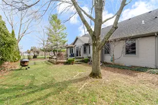 7335 Melinda Dr, Butler Twp, OH 45414 - Photo 37