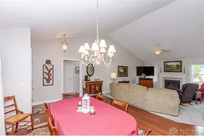 7335 Melinda Drive, Butler Twp, OH 45414 - Photo 13