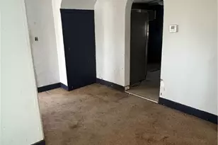 344 E Market St, Urbana, OH 43078 - Photo 7