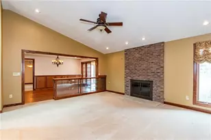 6485 Landsend Ct, Butler Twp, OH 45414 - Photo 7