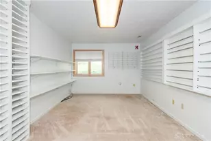 6485 Landsend Ct, Butler Twp, OH 45414 - Photo 41