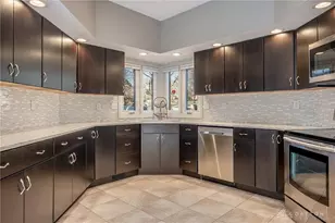 889 Lincoln Woods Ct, Kettering, OH 45429 - Photo 13