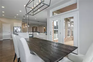 9501 Flatrock Dr, Washington Twp, OH 45458 - Photo 7