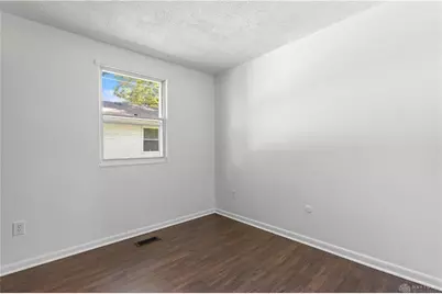 645 E Church Street, Xenia, OH 45385 - Photo 11