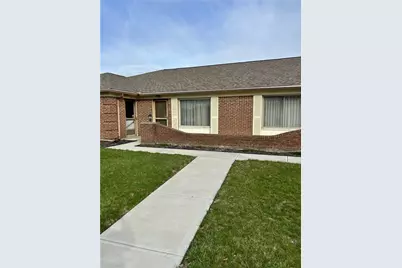 815-821 Sussex Place, Vandalia, OH 45377 - Photo 3