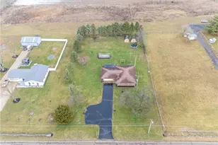 4463 Lewisburg Western Rd, Lewisburg, OH 45338 - Photo 35