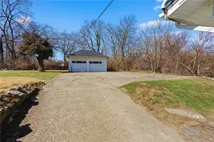 223 Elmhurst Rd, Dayton, OH 45417 - Photo 3