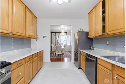 6941 Greeley Avenue, Huber Heights, OH 45424 - Photo 9