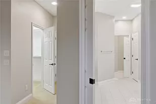 1174 Club View Dr, Washington Twp, OH 45458 - Photo 29