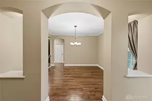 1174 Club View Dr, Washington Twp, OH 45458 - Photo 5