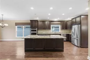 1174 Club View Dr, Washington Twp, OH 45458 - Photo 21