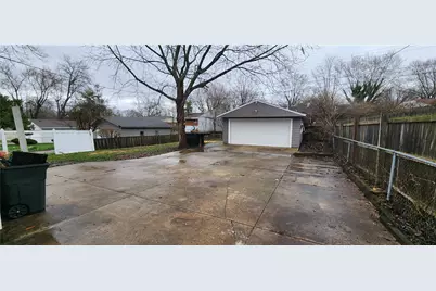 118 Stubbs Drive, Trotwood, OH 45426 - Photo 3