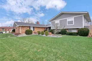 7120 Hardwicke Pl, Butler Twp, OH 45414 - Photo 3