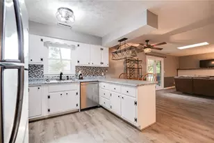 75 Country Manor Dr, Washington Court House, OH 43160 - Photo 3