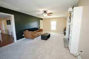 2245 Brookstream Ct, Miamisburg, OH 45342 - Photo 9