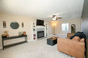 2245 Brookstream Ct, Miamisburg, OH 45342 - Photo 7