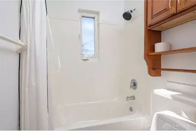 326 N Bromfield Road, Kettering, OH 45429 - Photo 17