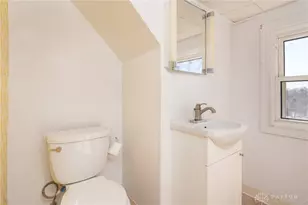 326 N Bromfield Rd, Kettering, OH 45429 - Photo 21