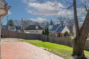 326 N Bromfield Rd, Kettering, OH 45429 - Photo 27