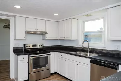 4020 Caprice Road, Englewood, OH 45322 - Photo 19