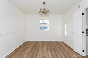 4020 Caprice Rd, Englewood, OH 45322 - Photo 9