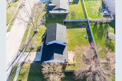 4020 Caprice Road, Englewood, OH 45322 - Photo 45