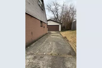 4867 Rittenhouse Drive, Huber Heights, OH 45424 - Photo 17