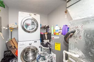 8749 Shadycreek Dr, Dayton, OH 45458 - Photo 15