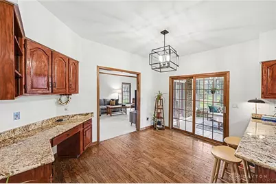 180 Southway Drive, Beavercreek, OH 45440 - Photo 15