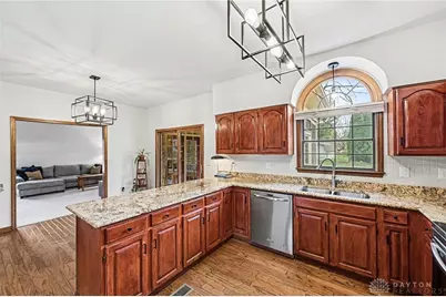 180 Southway Drive, Beavercreek, OH 45440 - Photo 11