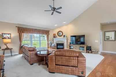 3938 Liam Court, Bellbrook, OH 45305 - Photo 7