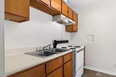 257 Valleyview Drive, Dayton, OH 45405 - Photo 13