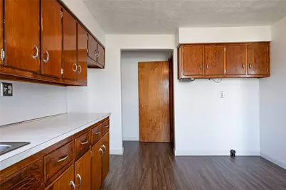 5008 Dinsmore Road, West Carrollton, OH 45449 - Photo 7