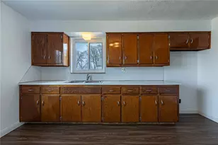 5008 Dinsmore Rd, West Carrollton, OH 45449 - Photo 5