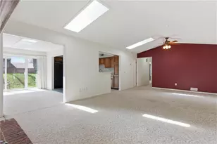 792 Pine Needles Dr, Centerville, OH 45458 - Photo 9