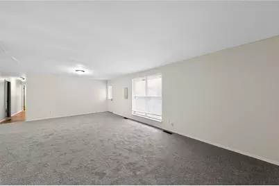 6070 Charlesgate Road, Huber Heights, OH 45424 - Photo 11