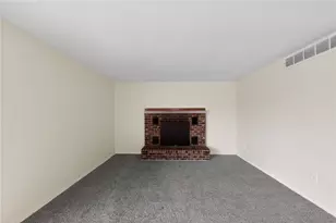 6070 Charlesgate Rd, Huber Heights, OH 45424 - Photo 13