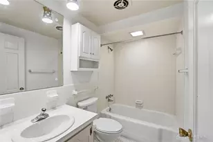 1212 Laurelwood Rd, Kettering, OH 45409 - Photo 23