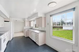 1212 Laurelwood Rd, Kettering, OH 45409 - Photo 9