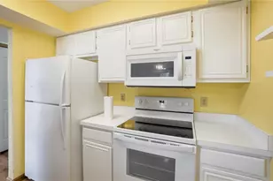 835 Cobblestone Dr, Troy, OH 45373 - Photo 13