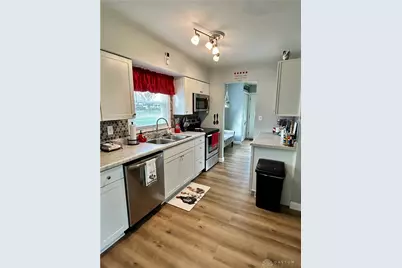 284 N American Boulevard, Vandalia, OH 45377 - Photo 13