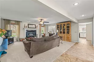 8638 Sycamore Trails Dr, Springboro, OH 45066 - Photo 11