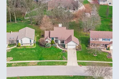 8638 Sycamore Trails Drive, Springboro, OH 45066 - Photo 5