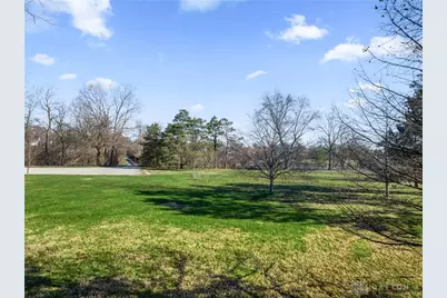 402 Wilson Park Drive, Miamisburg, OH 45342 - Photo 3