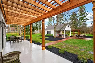 6480 Durban Rd, Washington Twp, OH 45459 - Photo 3