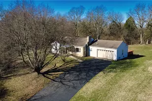 1929 Grange View Dr, Beavercreek, OH 45432 - Photo 5